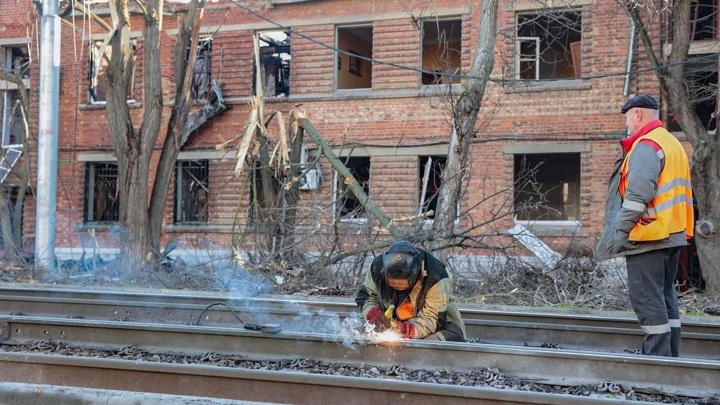 Электричество и газоснабжение в Таганроге после атаки БПЛА вернут до конца дня — Новости на Вести.ru
