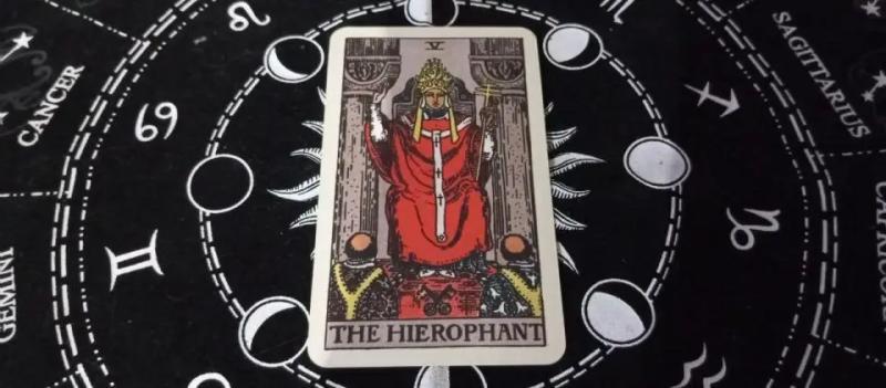 Каким будет 2026 год для главной криптовалюты: прогноз карт Таро